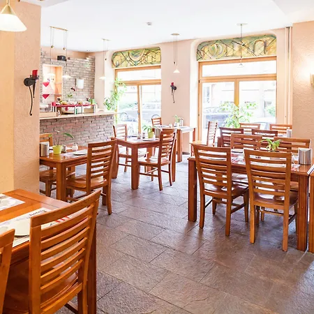 By Premiere Classe 3* Kiel