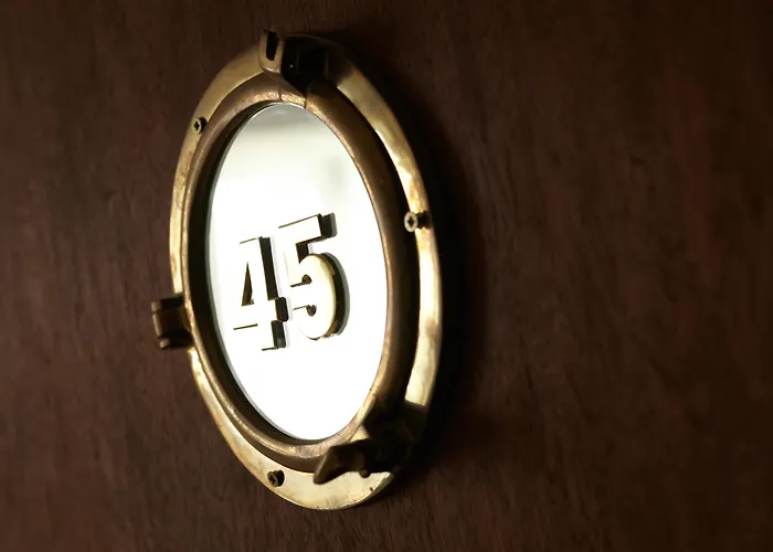 Hotel By Premiere Classe